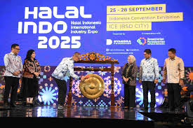 Tren Wisata Halal Indonesia 2025: Destinasi, Inovasi, dan Peluang Global